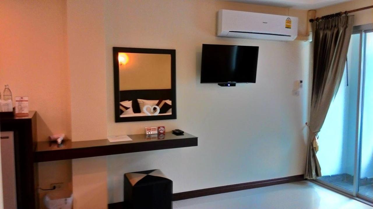 K2 Living Hotel Uttaradit Buitenkant foto